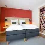 Otel Weinbek 3*